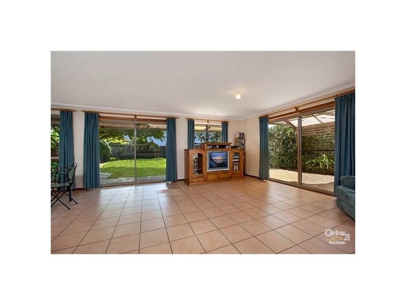 11 Gleneagles Circuit, Greenwith SA 5125