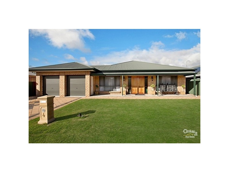 4 Dene Street, Walkley Heights SA 5098