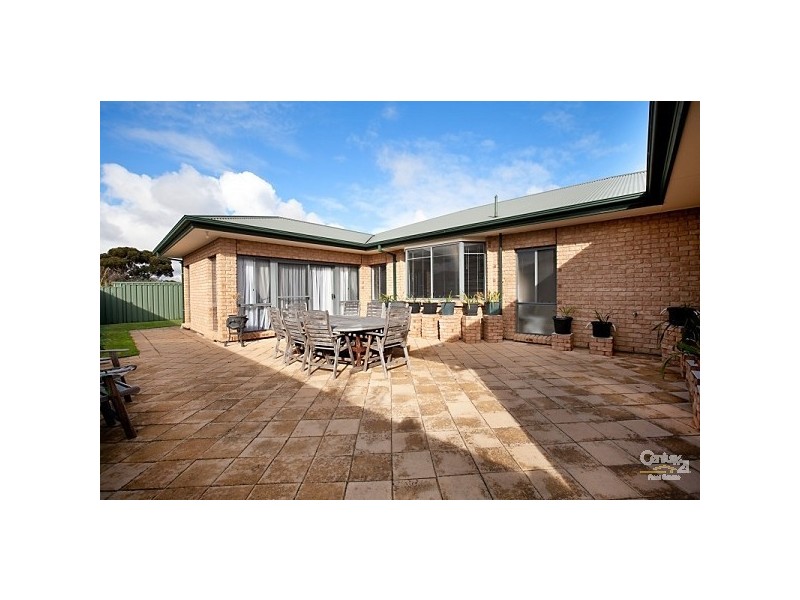 4 Dene Street, Walkley Heights SA 5098