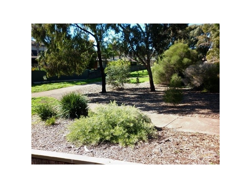 2 Reseda Court, Wynn Vale SA 5127