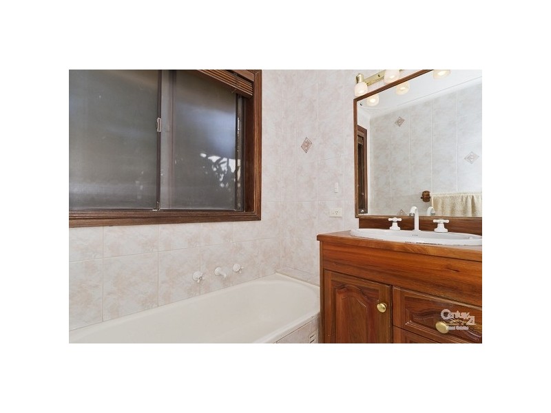 12 McEwin Avenue, Redwood Park SA 5097