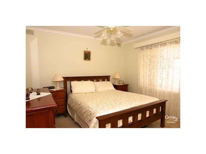 15 Aragon Rd, Ingle Farm SA 5098