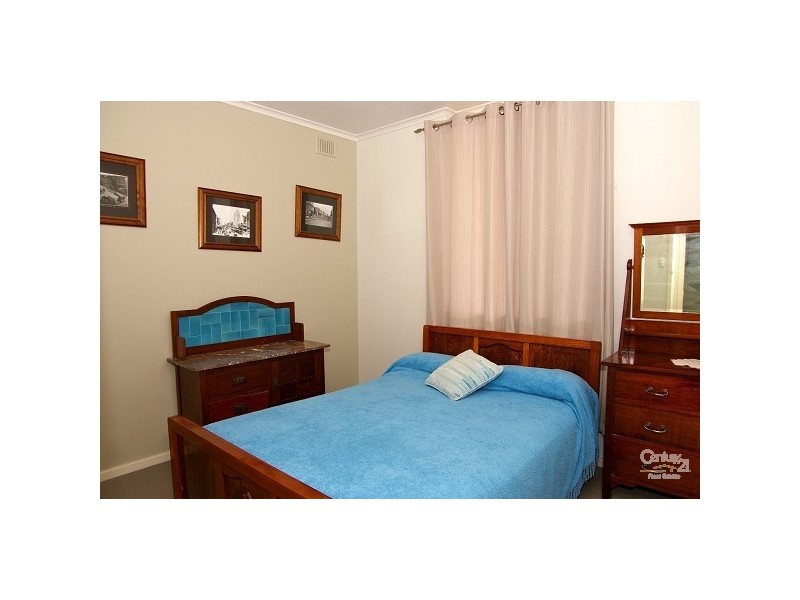 13 Parcoola Ave, Hope Valley SA 5090