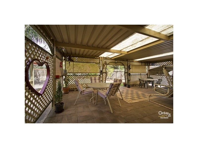 39 Londonderry Ave, Salisbury Downs SA 5108