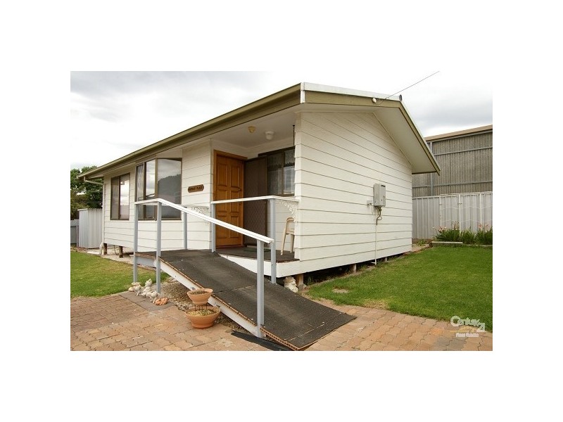 11 Alton Avenue, Gilles Plains SA 5086