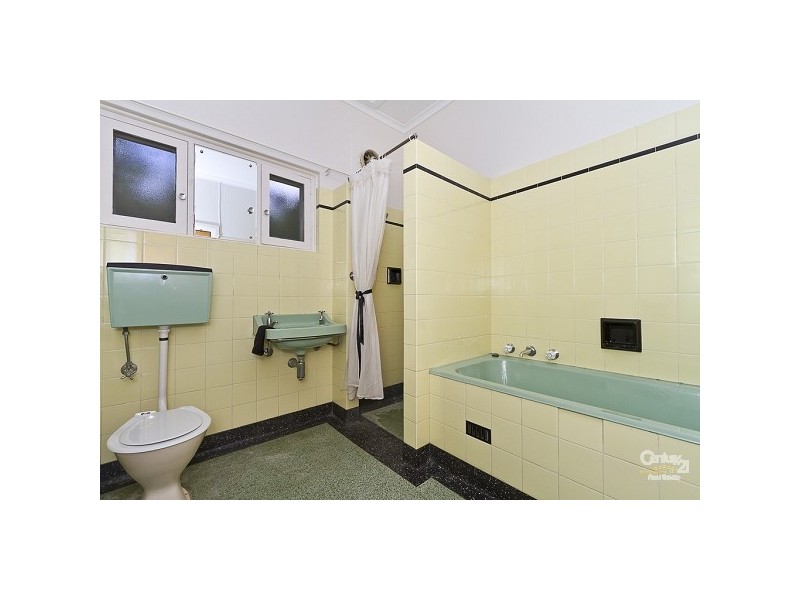 86 Valley Road, Hope Valley SA 5090