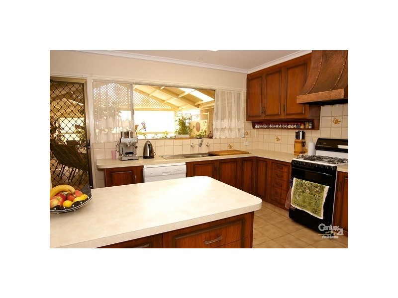 26 Hawke Crescent, Salisbury East SA 5109