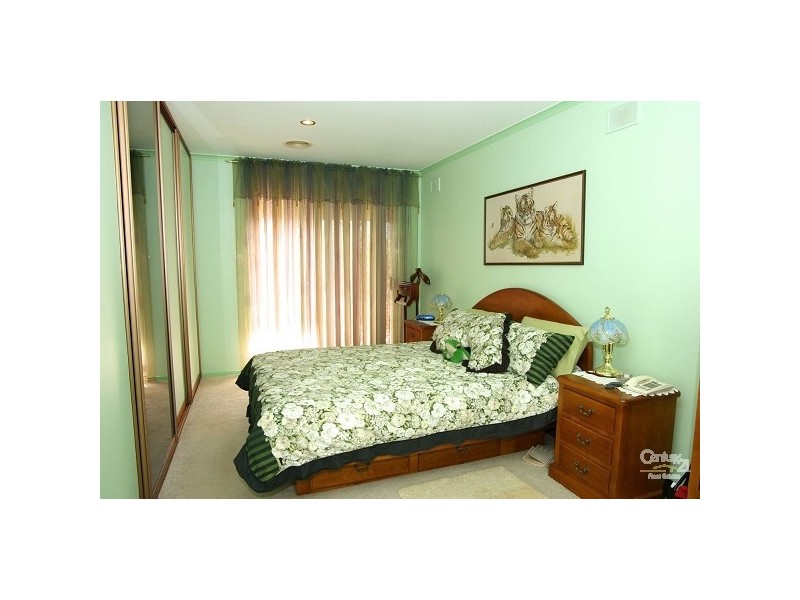 26 Hawke Crescent, Salisbury East SA 5109