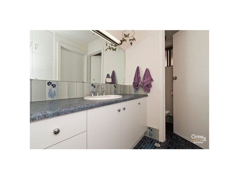 23 Sturt Rd, Valley View SA 5093