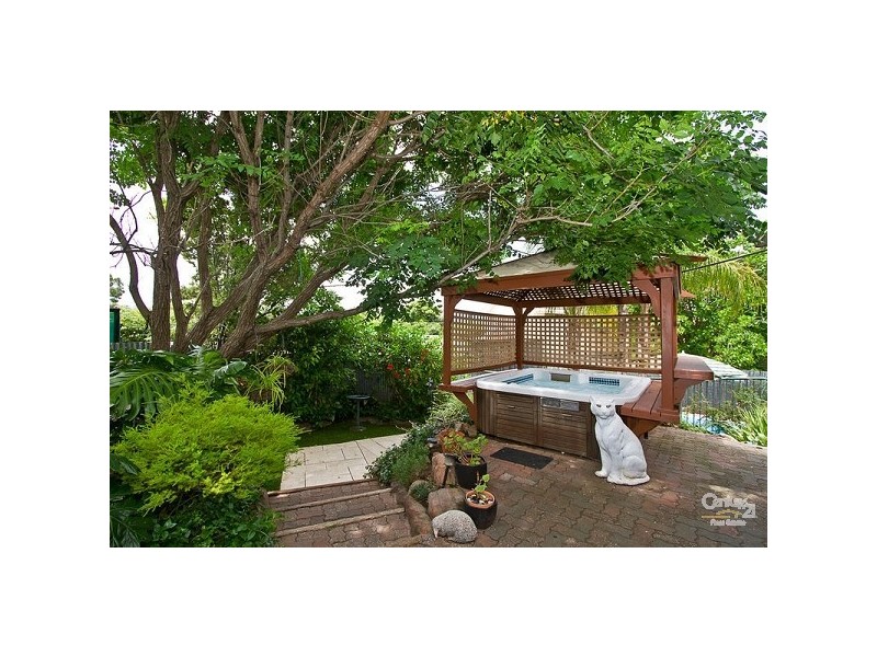 23 Sturt Rd, Valley View SA 5093