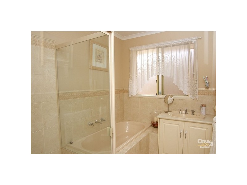 4 Oakmont Court, Salisbury East SA 5109