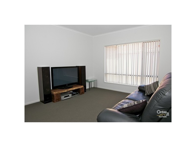17b Maidos Grove, Valley View SA 5093