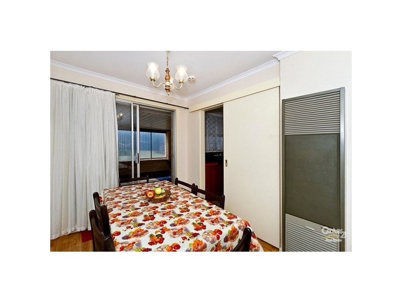 4 Barton Court, St Agnes SA 5097