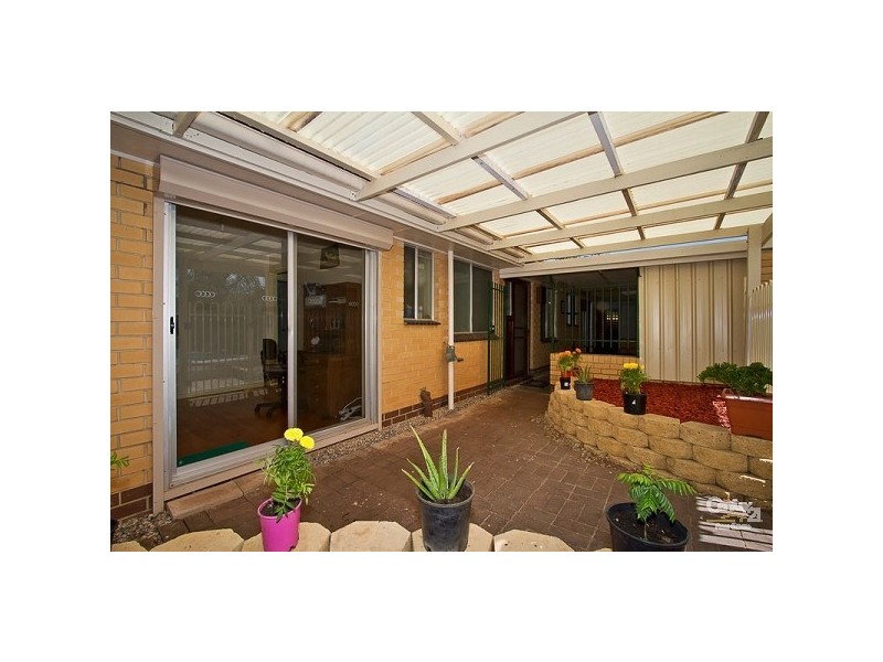 4 Barton Court, St Agnes SA 5097