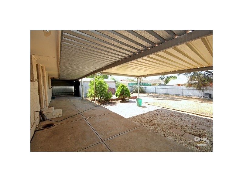 15 Armbuster St, Hope Valley SA 5090