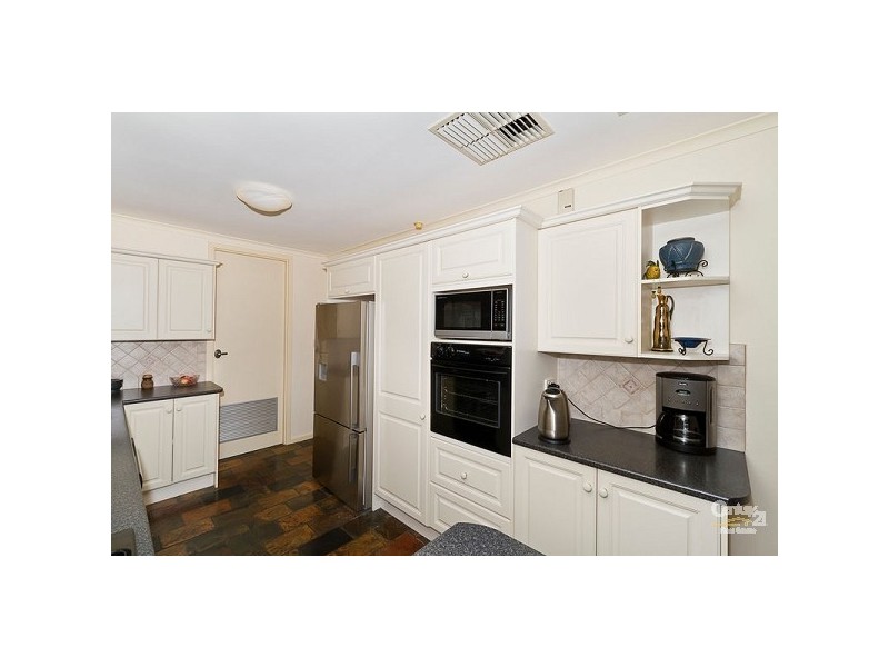 4 Blaxland Avenue, Ingle Farm SA 5098