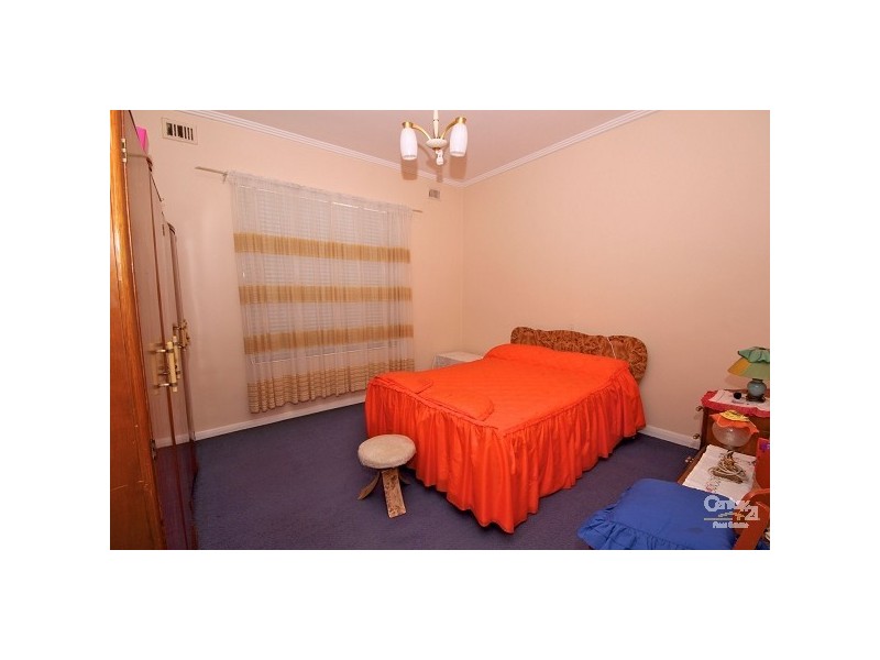 14 Thain Avenue, Findon SA 5023