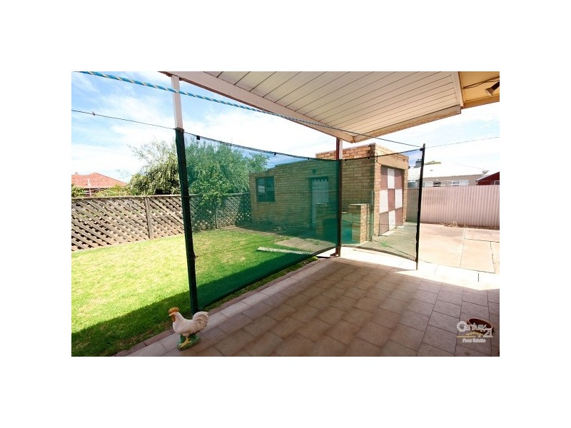 14 Thain Avenue, Findon SA 5023