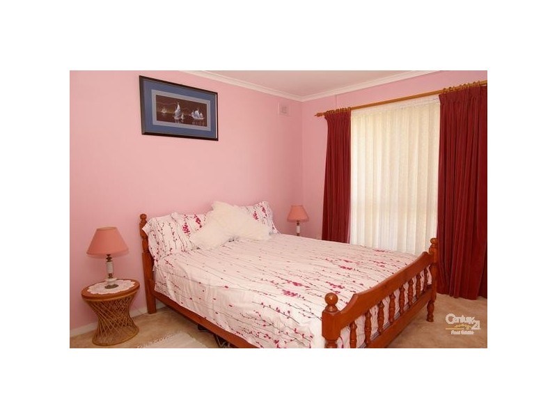 26 Hawke Crescent, Salisbury East SA 5109