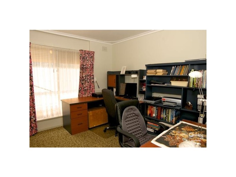 26 Hawke Crescent, Salisbury East SA 5109