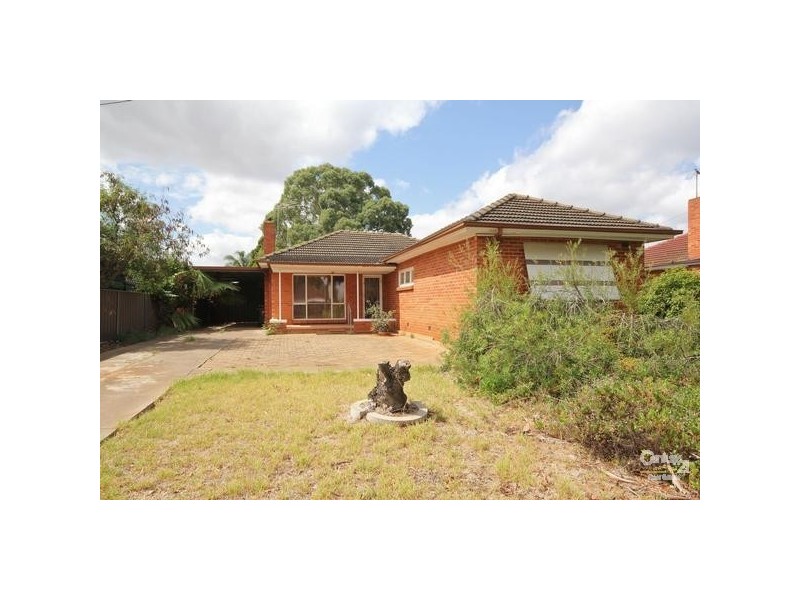 8 Crisp Road, Elizabeth Downs SA 5113