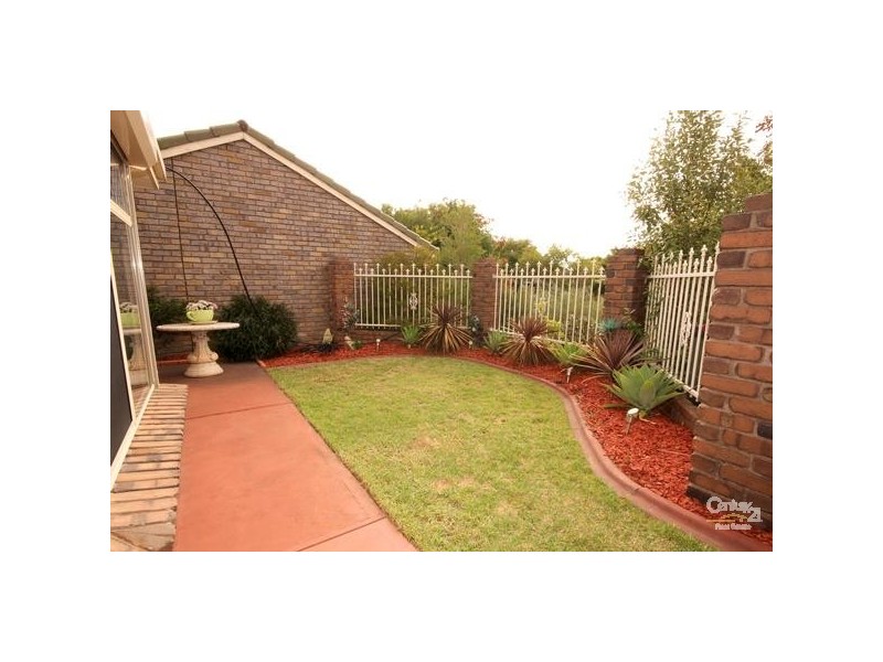 26 Lukin Crescent, Golden Grove SA 5125