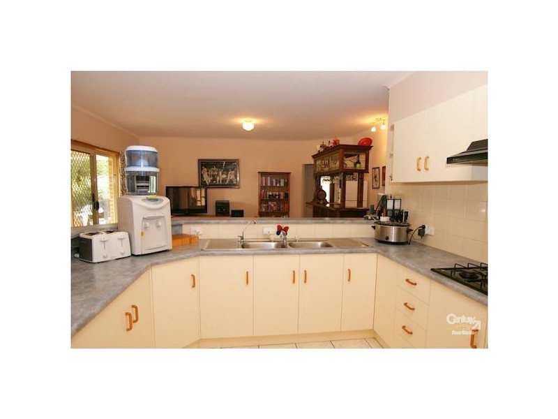 7 Marlborough Close, Hillbank SA 5112