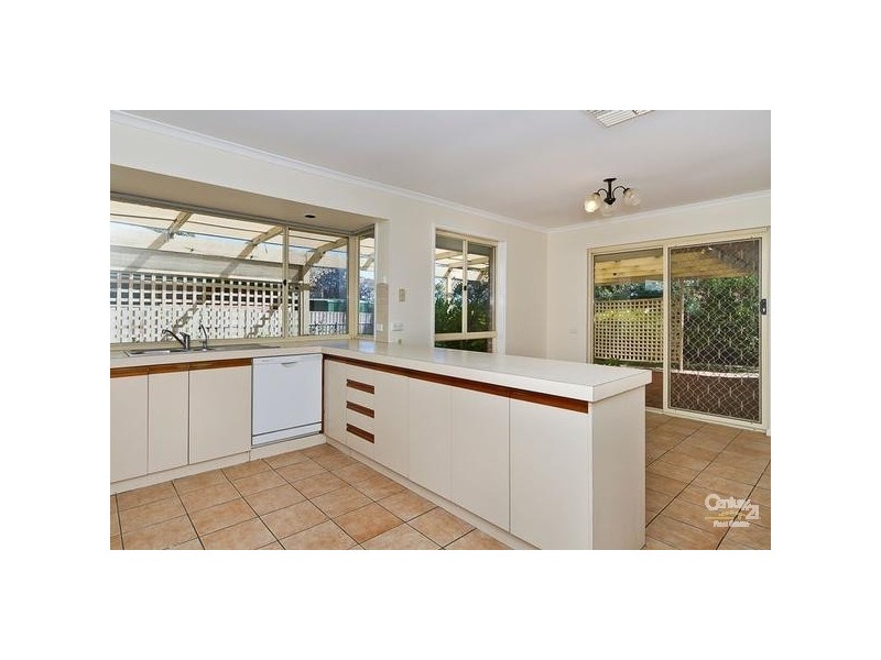 8 Clarence Court, Highbury SA 5089