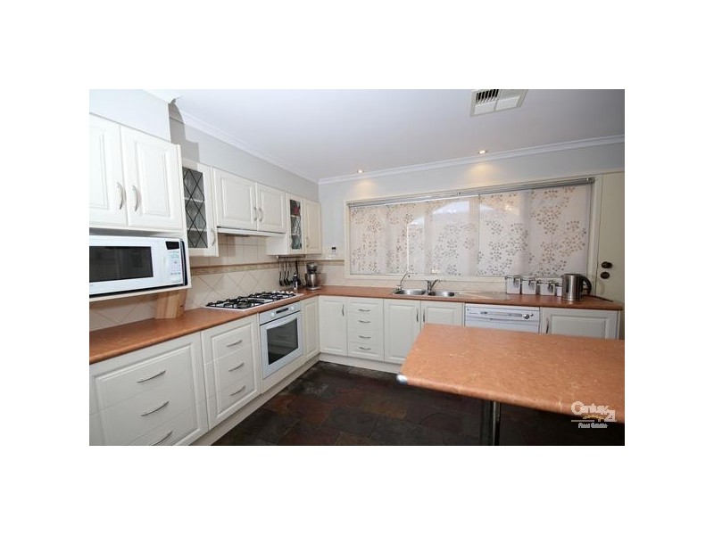 8 Verdelho Street, Wynn Vale SA 5127