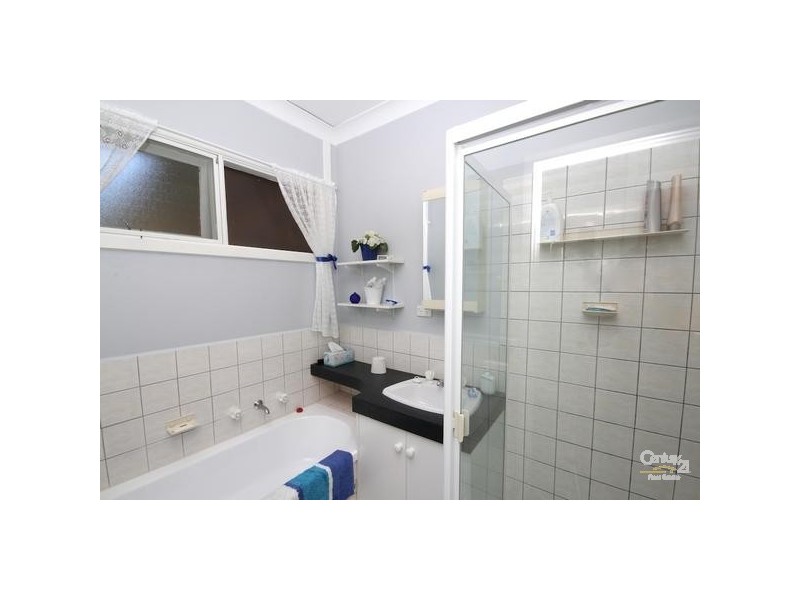 10 Folkstone Street, Para Hills SA 5096