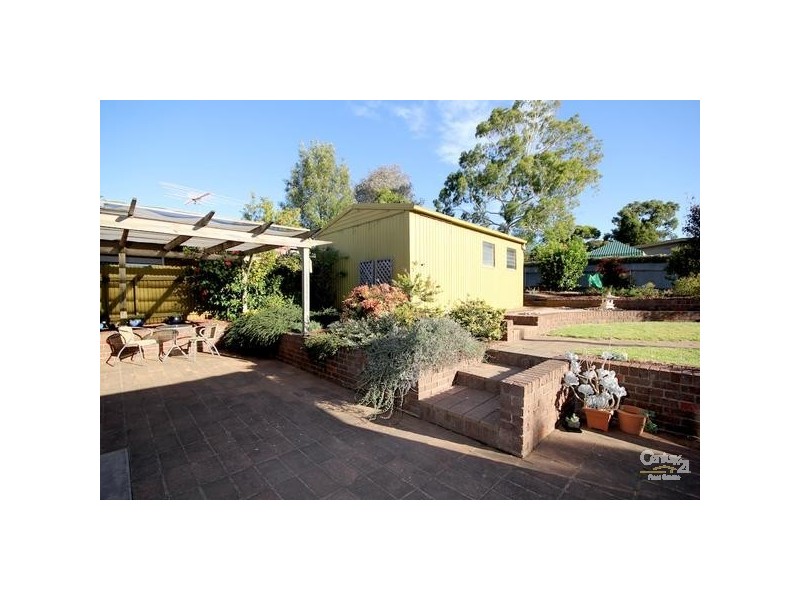 10 Folkstone Street, Para Hills SA 5096