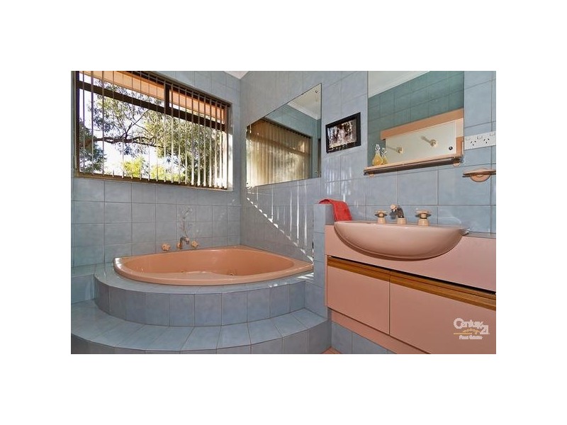 32 Coomurra Drive, Salisbury Heights SA 5109