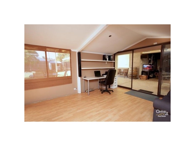 15 Claire Street, Ridgehaven SA 5097