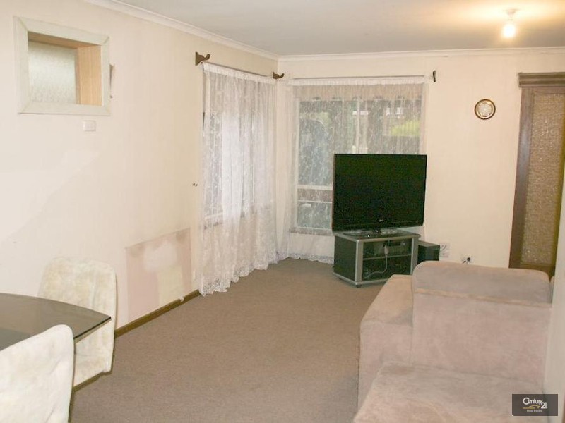 15 McPharlin Ave, Redwood Park SA 5097