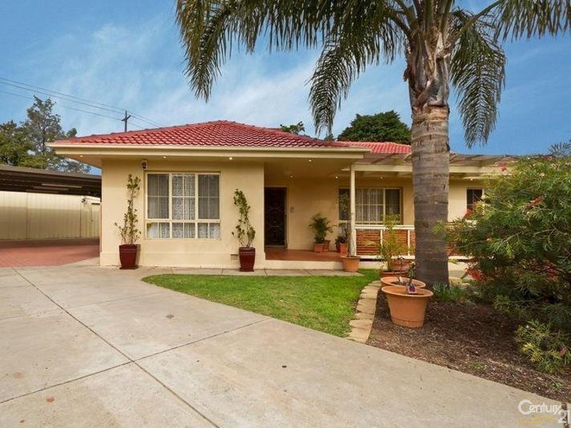 4 Clayton Crescent, Para Hills SA 5096