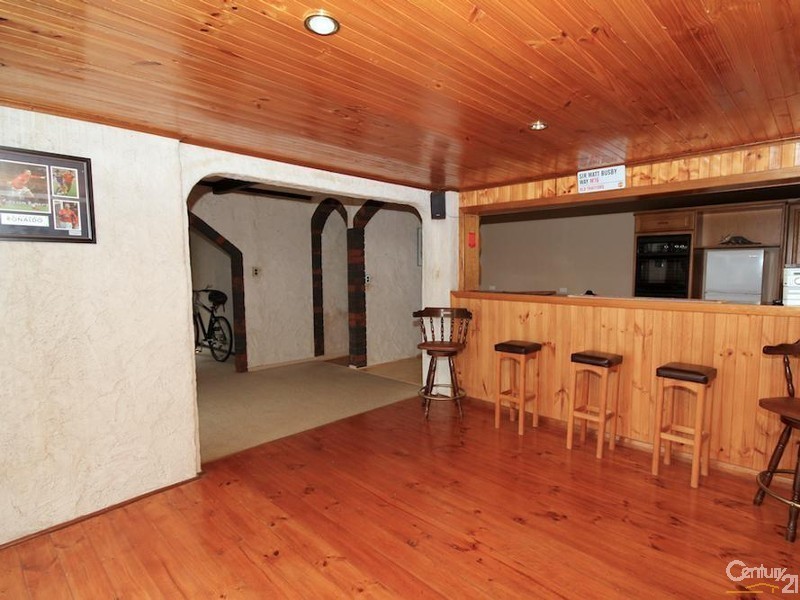 1 Naturi Court, Ridgehaven SA 5097