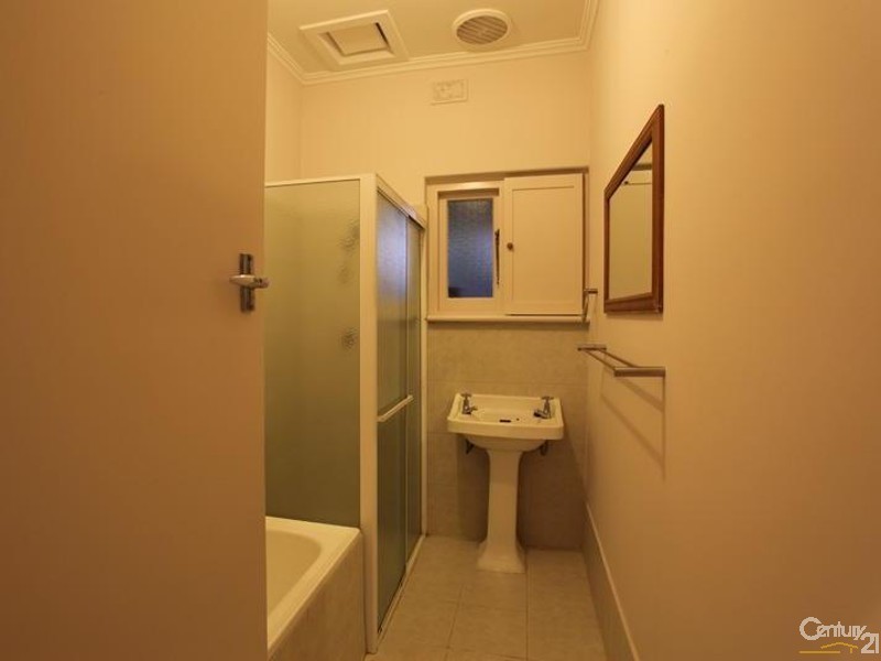 16 Claire Street, Ridgehaven SA 5097