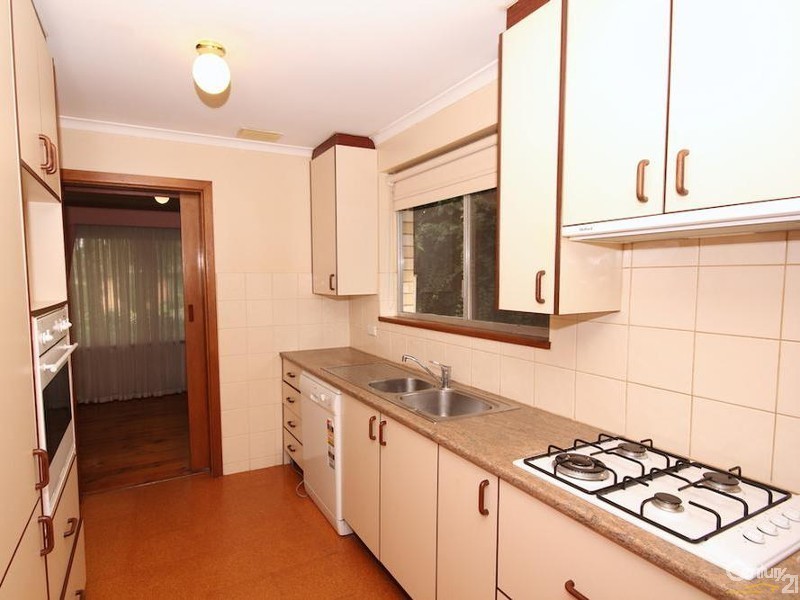 1 Tulip Steet, Ridgehaven SA 5097