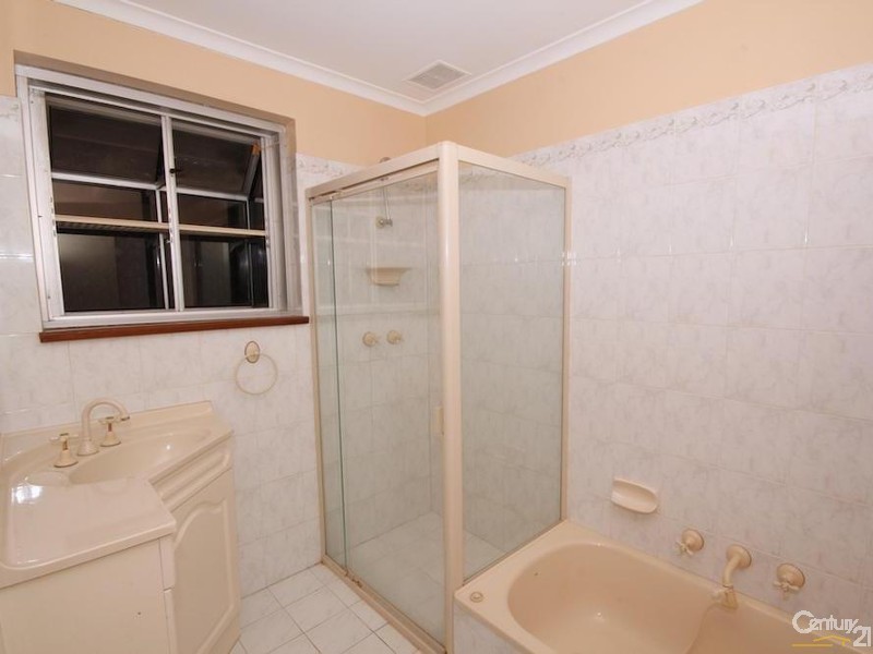 1 Tulip Steet, Ridgehaven SA 5097