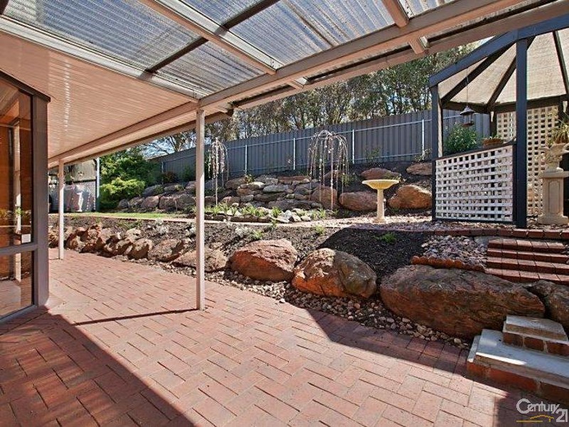 12 Jacquard Court, Greenwith SA 5125