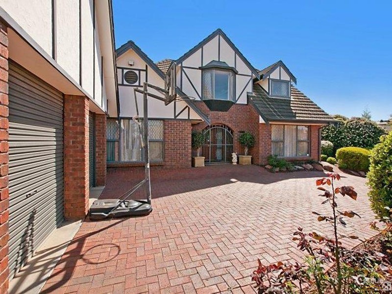 12 Jacquard Court, Greenwith SA 5125