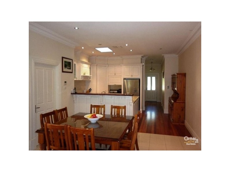 4 William St, Houghton SA 5131