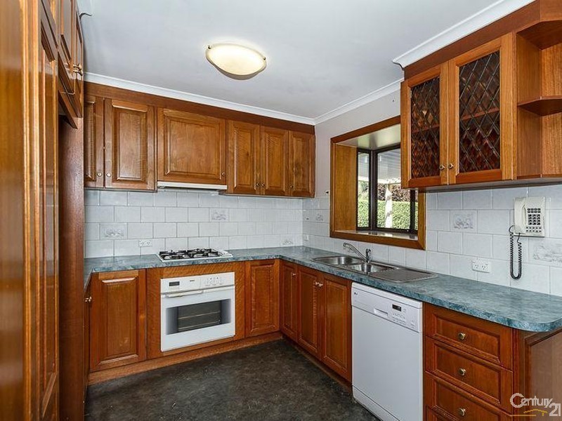 6 Lutyens Avenue, St Agnes SA 5097