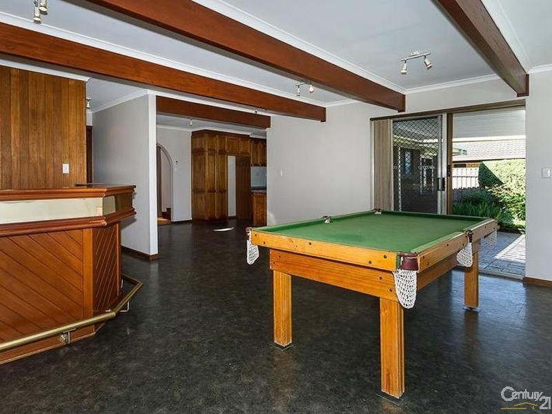 6 Lutyens Avenue, St Agnes SA 5097