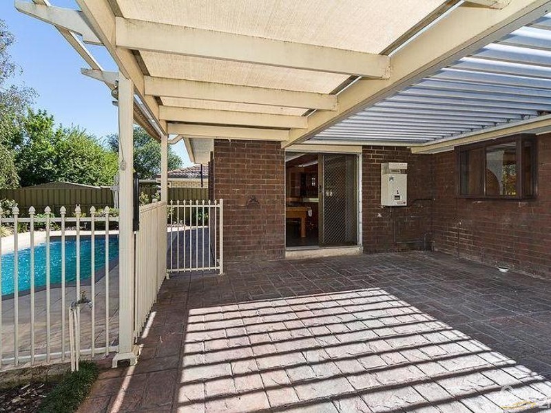 6 Lutyens Avenue, St Agnes SA 5097