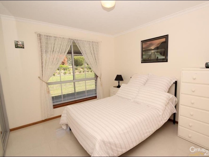 15 Range Road South, Houghton SA 5131