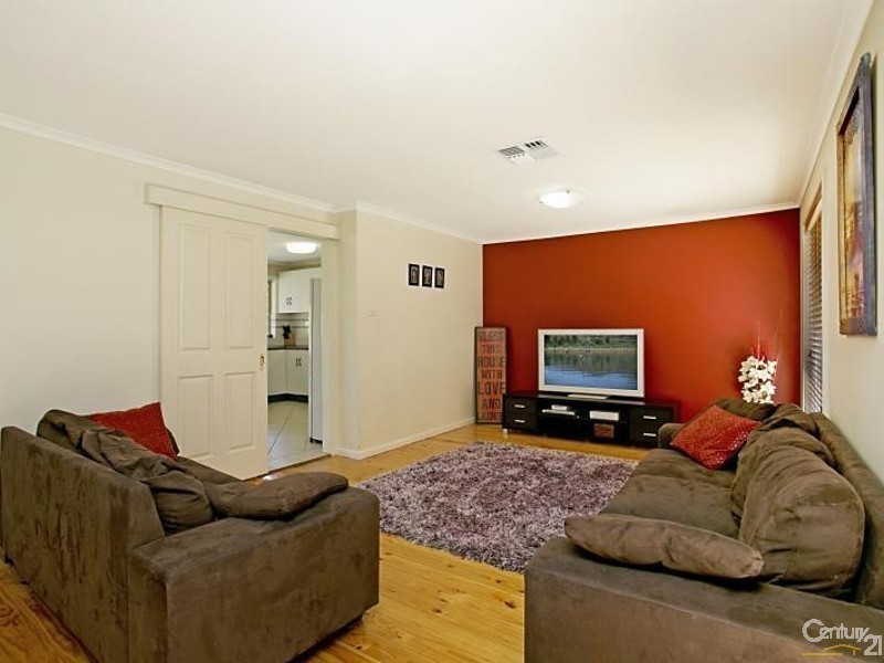 45 Landal Boulevard, Redwood Park SA 5097