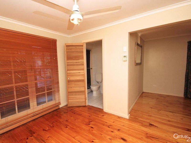 17 Tregeagle Avenue, Tea Tree Gully SA 5091