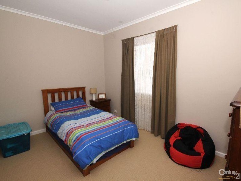 26 Demaret Avenue, Fairview Park SA 5126