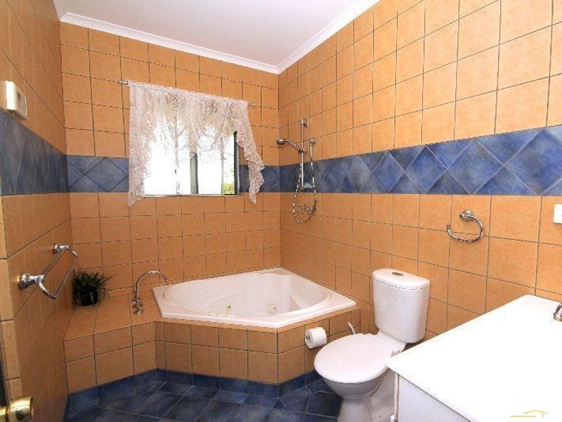 26 Demaret Avenue, Fairview Park SA 5126